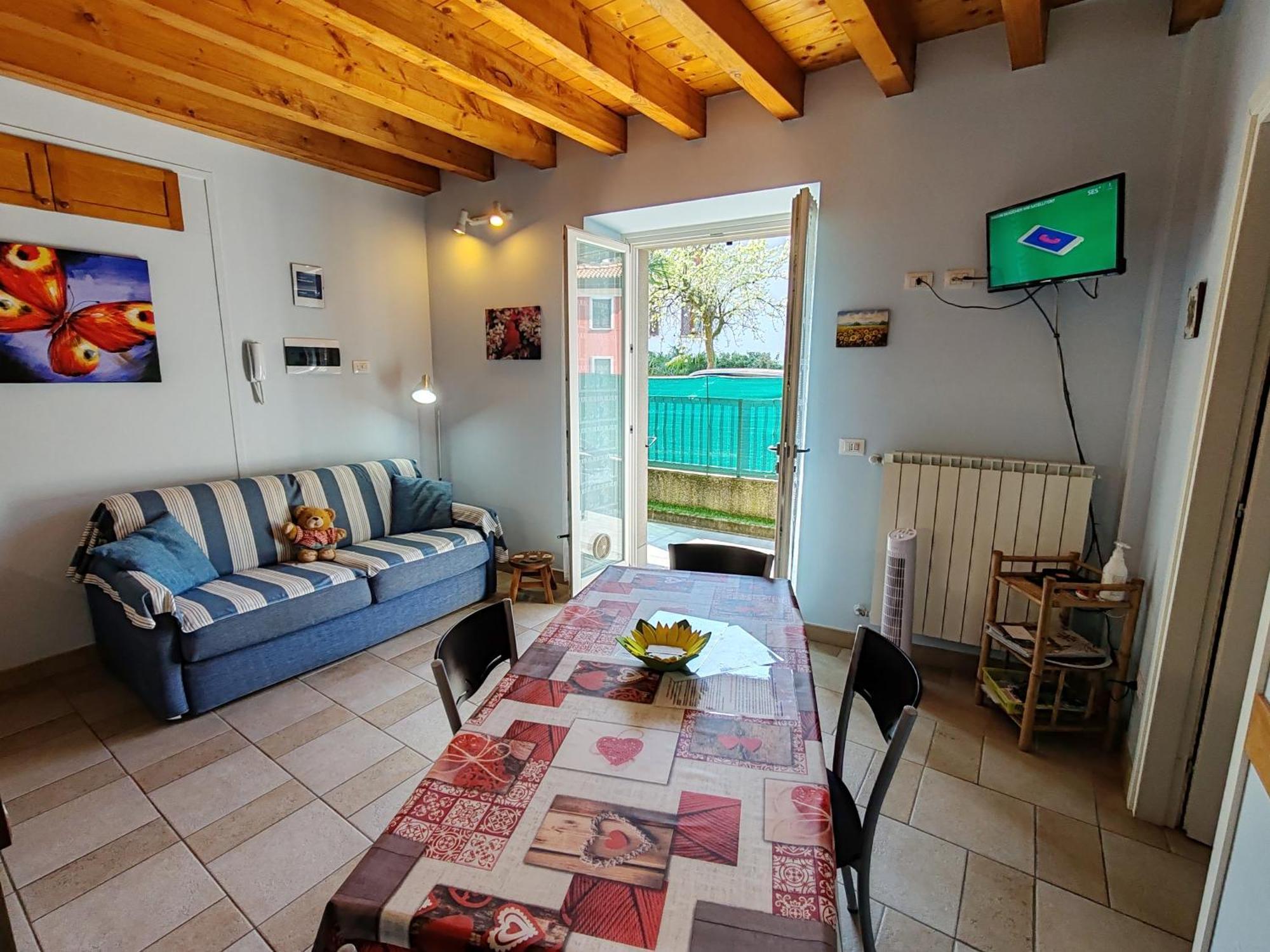 Residenza Silvana Apt A Cielo On The Ground Floor With Parking Verbania Exterior photo